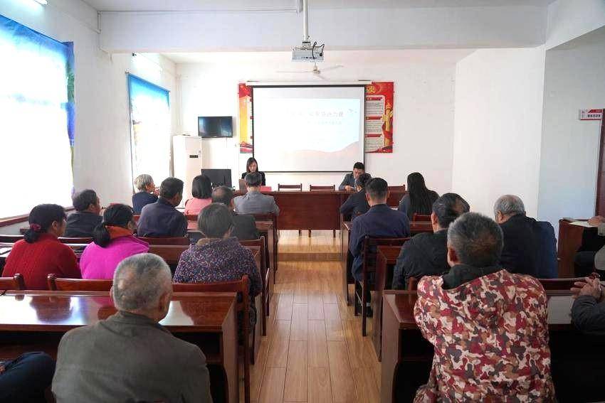 标题：省委讲师团、英国威廉集团赴华容区开展“大思政课”“百马行动”观摩宣讲活动.docx